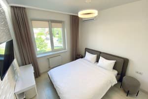 Квартира Трёхкомнатная SKY HOUSE Бесключевой доступ!. Апартаменты 4-местный  10