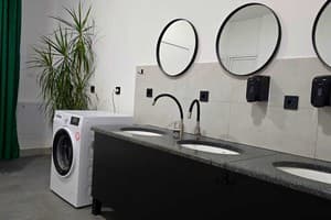 Хостел Trend House Hostel. Место в женском 16-местном номере  26