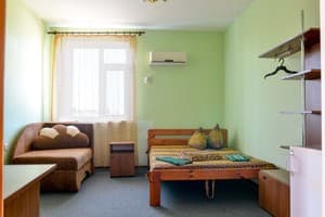Міні-готель У Михалича. Стандарт тримісний  3