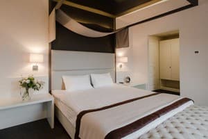 Отель UNO Design Hotel. Улучшенный двухместный  1