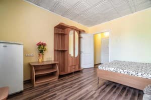Готель Вікторія. Стандарт тримісний  2