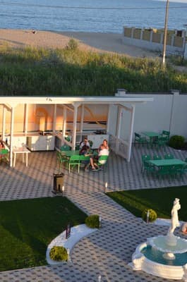 Weekend Family Hotel 36