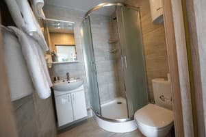 Отель Weekend Family Hotel. Комфорт двухместный с видом на море 4