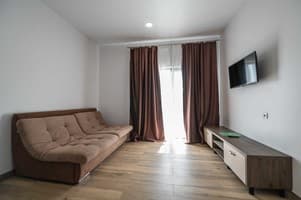 Отель Weekend Family Hotel. Люкс 6-местный с видом на море 1