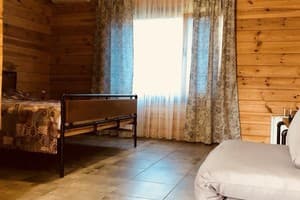 Гостинний двір WellWood. Сімейний  номер з терасою 5