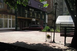 Yellow Unlimited Hotel 7