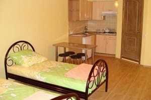 Южный дворик 14